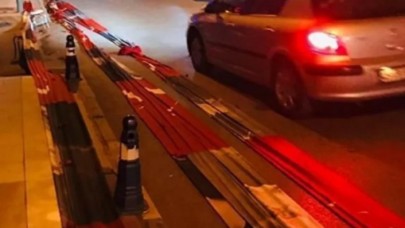 Manisa'da Türk bayrağının yola serilmesine soruşturma