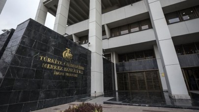 Merkez Bankası faiz kararını açıkladı: Dolar adeta uçtu!