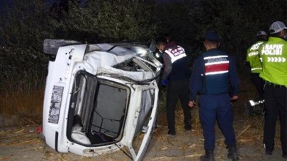 Otomobil,  takla attı: Fatih Erdoğan öldü!