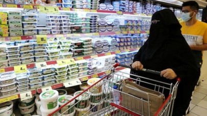 Suudi Arabistan'da Türk mallarına boykot yayılıyor: Skandal karara dev market zinciri de katıldı!
