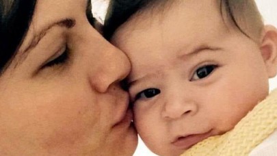 Ağlatan fotoğraf: Çiğdem Gümüşel ve bebeği Rüzgar Gümüşel öldü