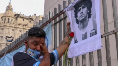Arjantin'de Maradona için ulusal yas ilan edildi: Milyonlarca kişi sokağa döküldü