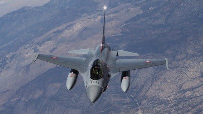 Azerbaycan,  Ermenistan'ın SU-25 savaş uçağını düşürdü