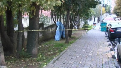 Bahçelievler'de ağaca asılı erkek cesedi bulundu