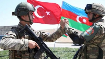 Bakan Akar'dan Azerbaycan tezkeresi açıklaması: En kısa sürede Mehmetçik görevlerinin başına gidecek