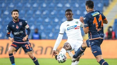 Başakşehir,  Denizlispor'dan uzatmalarda 2 gol yedi
