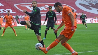 Başakşehir,  Konyaspor'u da geçti