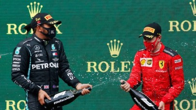 Cumhurbaşkanı Danışmanı iddiayı doğruladı: Formula 1 kutlamalarındaki şişenin içinde bakın ne varmış