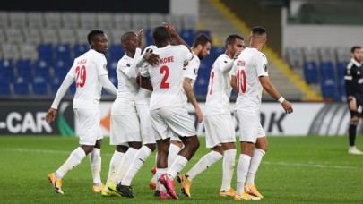 Demir Grup Sivasspor - Karabağ maçında gol düellosu