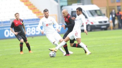 Fatih Karagümrük,  Sivasspor'u son anda yakaladı