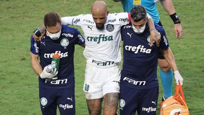 Galatasaray'ın efsanelerinden Felipe Melo'nun ayak bileği kırıldı