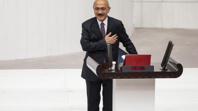 Hazine ve Maliye Bakanı Lütfi Elvan TBMM'de yemin etti ve hedefini açıkladı