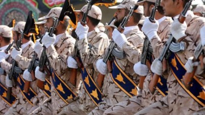 İran'a bir şok daha: Devrim Muhafızları Ordusu Komutanı da öldürüldü