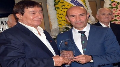 İzmir'in acı kaybı: Tuğrul Koparan öldü