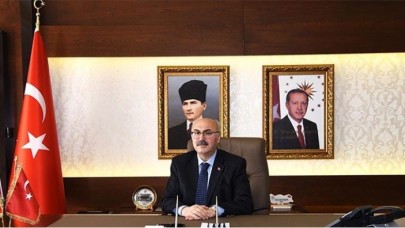 İzmir Valisi Yavuz Selim Köşger koronavirüse yakalandı