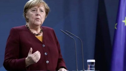 Merkel'den flaş Türkiye açıklaması: Adil davranılmadığını hissediyor!