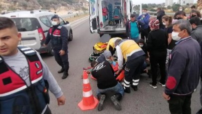 Mersin'de iki motosiklet çarpıştı: Ömer Kurul öldü,  Metin Taş ve Arife Sezer yaralandı