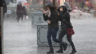 Meteoroloji'den kuvvetli yağış ve fırtına uyarısı