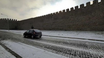 Meteorolojiden sağanak ve kar uyarısı