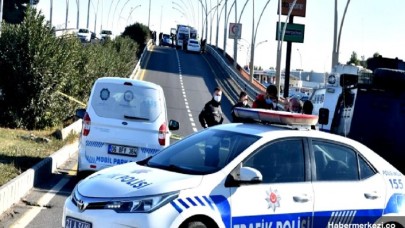 Motosiklet kamyona çarptı: Serkan Özer ve Yusuf Sarıkaya öldü