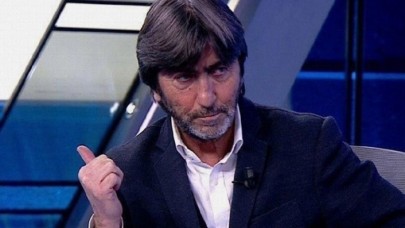 Rıdvan Dilmen,  derbinin hakemini topa tuttu