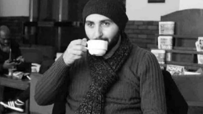 Silah sesi duyup balkona çıktı: Taner Çakmak öldü!