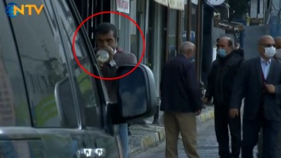 Spiker sigara yasağından bahsederken ekrana getirilen adamın bali çektiği görüldü