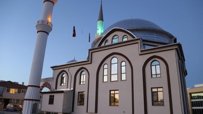 Almanya'da camiye ırkçı içerikli tehdit mektubu gönderildi