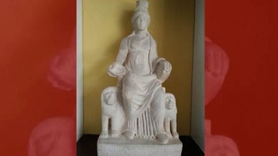 Ana tanrıça 'Kybele' heykeli 60 yıl sonra Türkiye'ye dönüyor