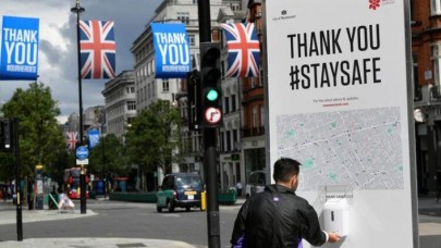 Avrupa'da büyük panik: İngiltere'ye uçuşlar birer birer askıya alınıyor 