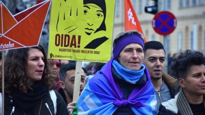 Avusturya'dan flaş başörtüsü kararı