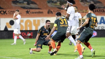 Beşiktaş,  Alanya'ta stop etti: Tarihi sonuç!