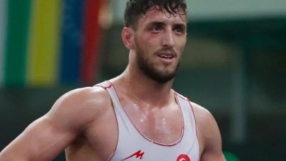 Bireysel Güreş Dünya Şampiyonası'nda Haydar Yavuz,  dünya ikincisi oldu