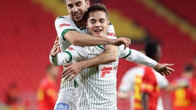 Bursaspor'un 19 yaşındaki yıldızı bir maçta 4 gol attı: Batuhan Kör kimdir?