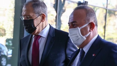 Çavuşoğlu'ndan Sputnik V açıklaması: Hedef sadece alınması değil,  ortak bir şekilde üretilmesi