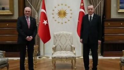 Çekya Büyükelçisi,  Cumhurbaşkanı Erdoğan'a güven mektubunu sundu