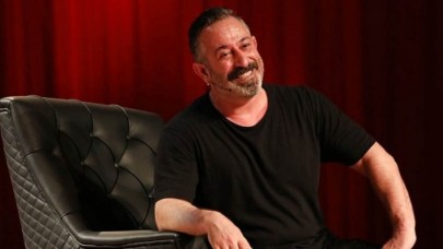 Cem Yılmaz kendisine dava açan Prof. Kural'ın ölümünün ardından paylaşımda bulundu