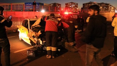 Diyarbakır'da 1'i polis 3 kişi ağır yaralı