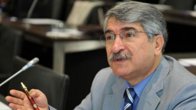 Eski Bakan Fikri Sağlar'dan tepki çeken "Türbanlı hakim" açıklaması: Ak Parti'den çok sert tepki!