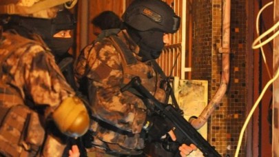 FETÖ'nün hücre evlerine operasyon: 6 gözaltı