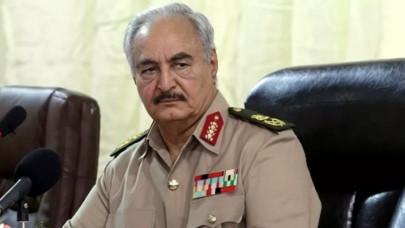 Hafter'den komutasındaki güçlere çağrı: Türk askerlerini ülkeden kovun