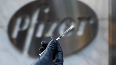 Kanada Pfizer ve BioNTech'in Kovid-19 aşısını onayladı
