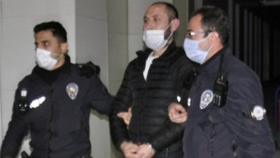 Kısıtlamayı ihmal edip polislere yakalandı: Aranan cinayet şüphelisi olduğu ortaya çıktı!