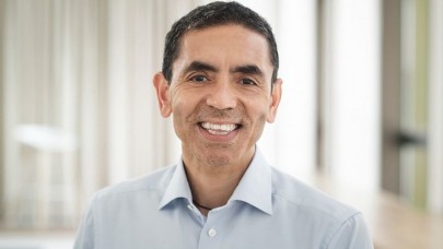 Koronavirüs aşısını bulan Prof. Dr. Şahin'in kendi aşısını yaptırması yasak! Nedenini açıkladı