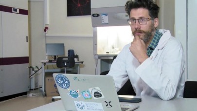 Koronavirüs aşısı üzerinde çalışıyordu: Ölü bulundu