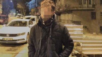 Pandemide işsiz kalıp çöpten yemek arayan Mehmet'e Ankara Büyükşehir Belediyesi sahip çıktı!