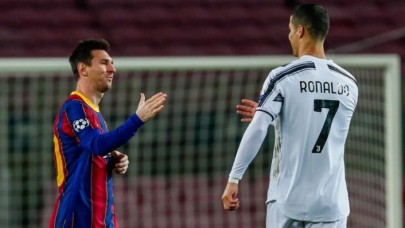 Ronaldo mu,  Messi mi: Yüzyılın en iyi futbolcusu seçildi