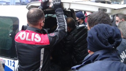 Suriyeliler saldırdı: Şanlıurfa'da 2 polis bıçaklandı