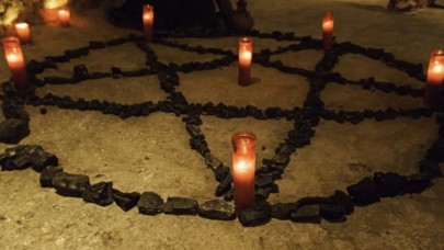 Satanizm yine ortaya çıktı: 'Kedileri çalıp ayin için insanları arıyorlar'