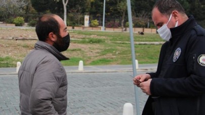 Sokakta yaşayan vatandaşa kısıtlama cezası kesildi! Emniyet özür diledi